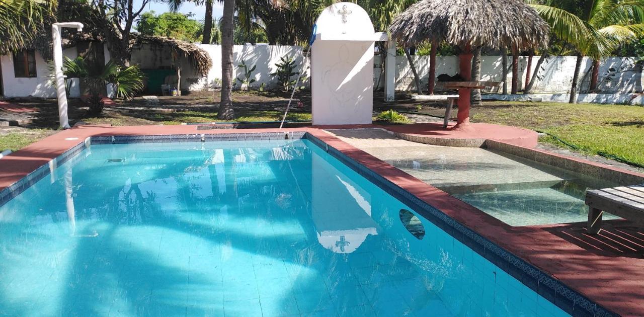Villa Tortugas Monterrico Exterior photo